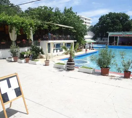 парк-хотел рива Apartment