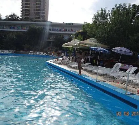 парк-хотел рива Apartment *