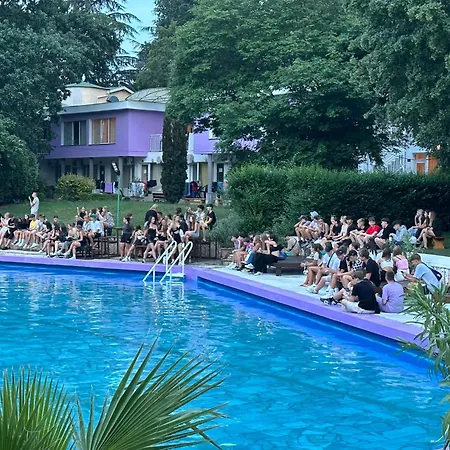 Lägenhet парк-хотел рива *