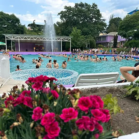 Lägenhet парк-хотел рива *