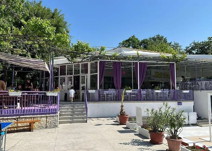 парк-хотел рива 公寓 金沙